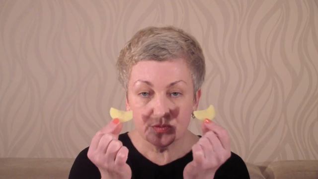 Как Убрать Мешки под Глазами в Домашних Условиях - Картофельная Маска для Лица Видео смотреть онлайн