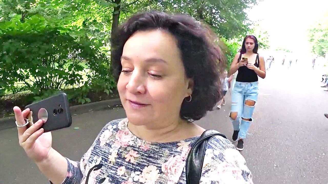 ВЛОГ  ПАРК ГОРЬКОГО  ... ТУСЮ * ГОЛОЕ ПЛАТЬЕ