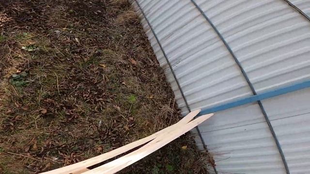 Начал делать забор из досок. [Жизнь в деревне] смотреть онлайн