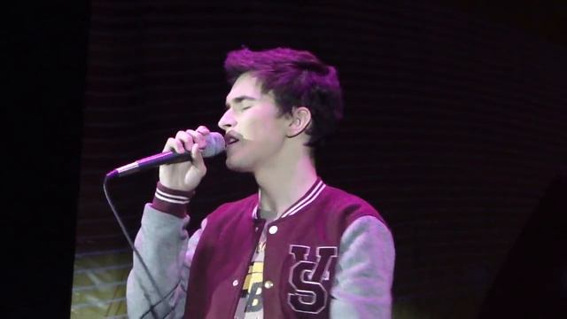Иван Сафаров Umbrella.Sullivan Room Kiev, 08.12.2011 смотреть онлайн