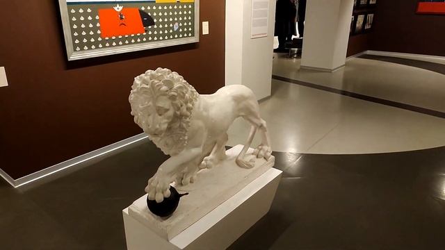 Обзор на Музей современного искусства “Эрарта” / Музеи СПБ смотреть онлайн
