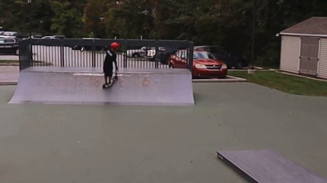 GAME OF SCOOT | PRO VS EXPERT! смотреть онлайн