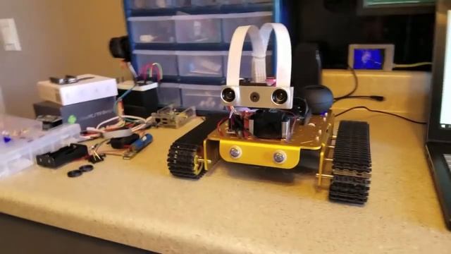Google Cardboard Xbox 360 controlled Raspberry Pi VR Robot Tank смотреть онлайн