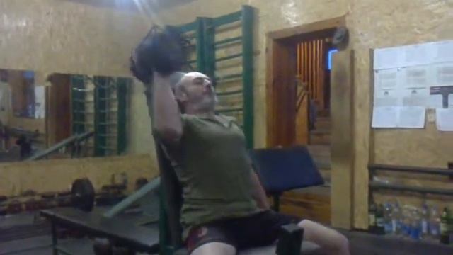 жим "арнольда"без отбива,с секундной паузой,24кг на 23 раза смотреть онлайн