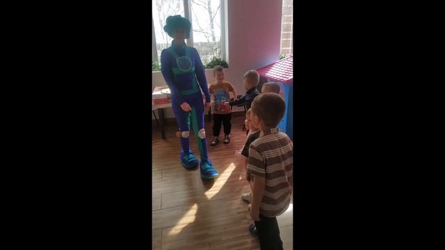 День рождения у Вани ! #деньрождение #праздник #аниматор смотреть онлайн