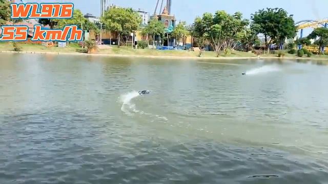 WL916 RC Boat 2.4G Brushless Motor 55km/h High Speed w/ LED Light Water Cooling System смотреть онлайн