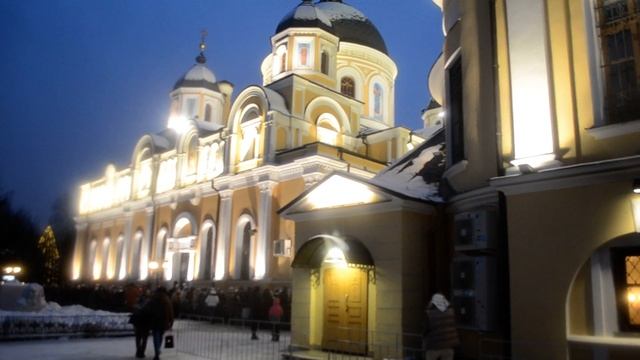 Мощи Матроны Московской.Покровский монастырь. смотреть онлайн
