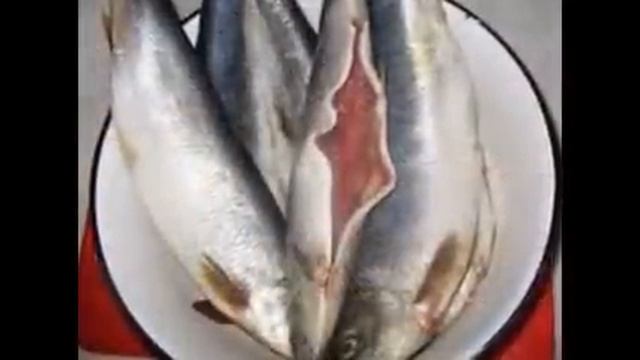 Как засолить сельдь? How to salt a herring? смотреть онлайн