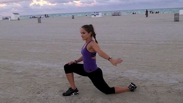 Hip Flexor - Thigh Stretch || Exercise Demo || Maria Sollon Fitness | Groovy Sweat Productions смотреть онлайн