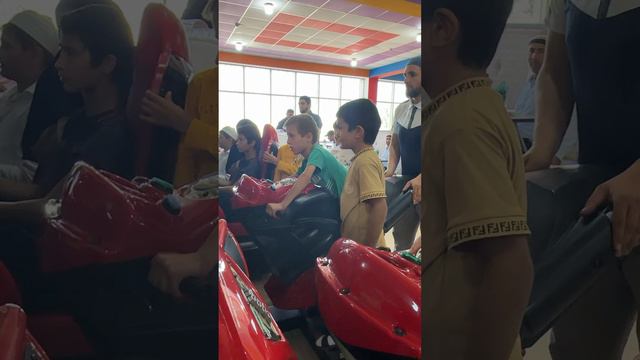 Благотворительный фонд ИНСАН по Новолакскому району провёл акцию под названием собери детей в школу смотреть онлайн