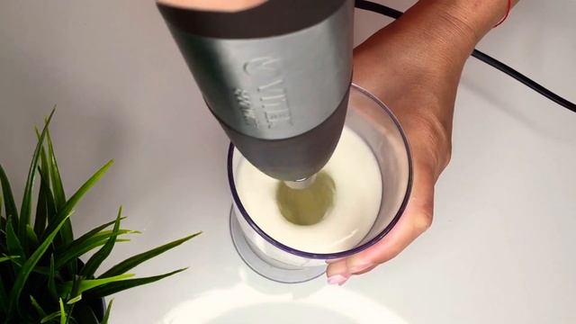 Шоколадный торт с лимоном)) Все смешали и в духовку)) смотреть онлайн