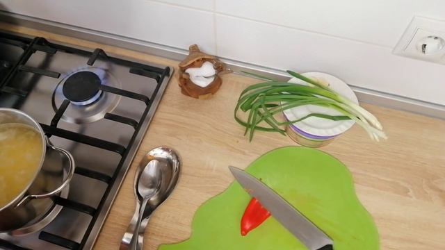 0,3 ЛИТРА И ДИАБЕТ ПРОШЕЛ! С 10 ДО 6 ПОНИЗИЛА САХАР ПО ПРОСТОМУ РЕЦЕПТУ! смотреть онлайн