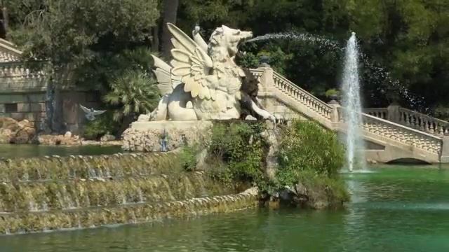 Barcellona Parc de la Ciutadella Laura Foto смотреть онлайн
