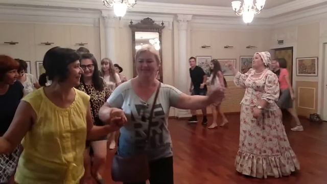 Кадриль в Ульяновске: 2-дневный тур в Ульяновск смотреть онлайн