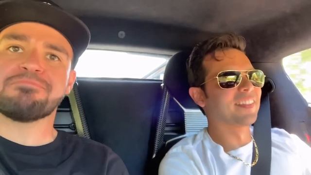 Salomondrin's *Hilarious* FIRST REACTION to the FORD GT! смотреть онлайн