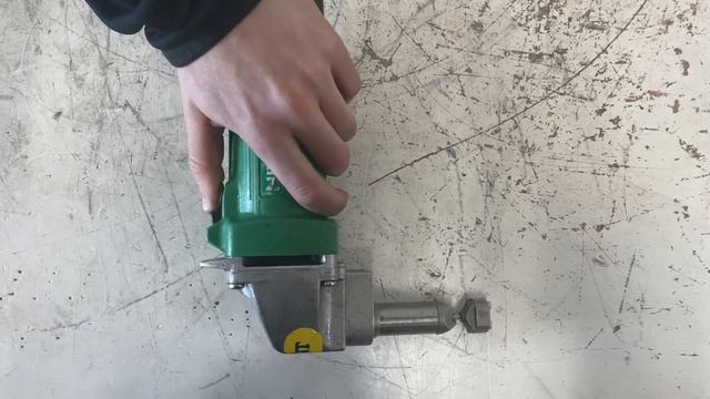 Köp Nibblingsmaskin Hitachi CN16SA på Klaravik смотреть онлайн