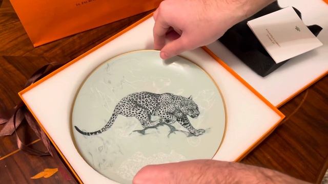 Hermes tiger plate unboxing смотреть онлайн
