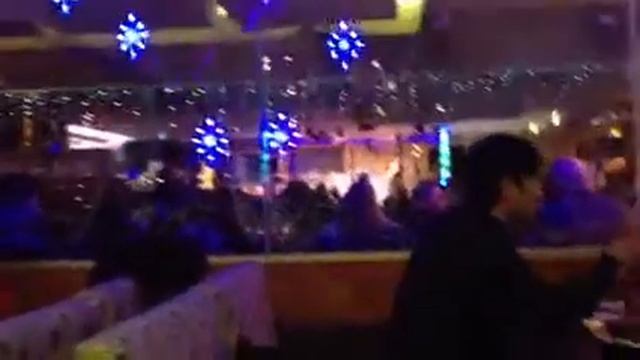 Новый год в ресторане МСА(Пусан).Саксофон. смотреть онлайн