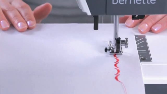 Обучающее видео Bernette b38 #6 выбор и комбинирование стежков смотреть онлайн