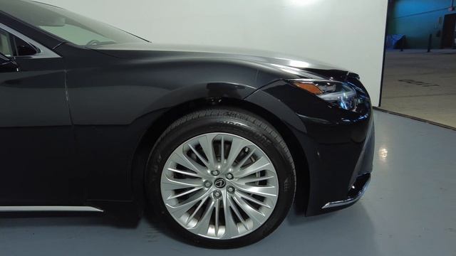 Virtual Tour : 2021 LEXUS LS500 смотреть онлайн
