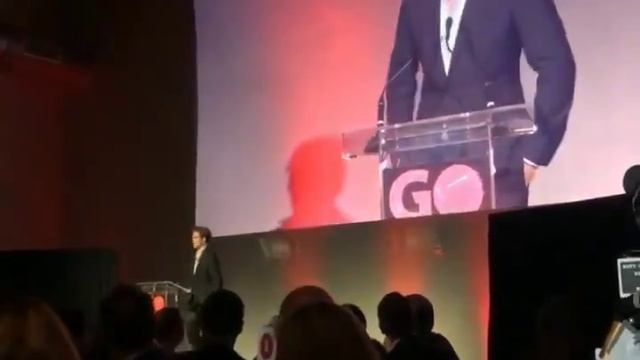 Go Campaign #RobertPattinson смотреть онлайн