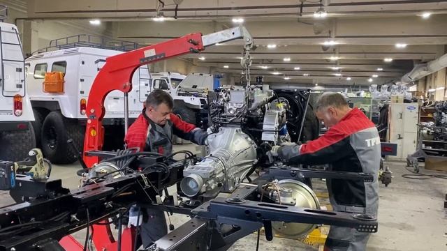 Установка двигателя на раму смотреть онлайн