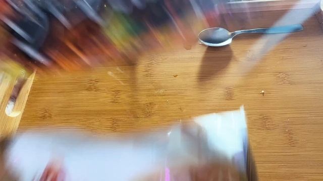 ПРОБУЕМ ЯПОНСКУЮ ЛАПШУ | НАРУТО БУЛЬДАК | НЕДОВОЛЬНАЯ И СЫНОВЬЯ смотреть онлайн