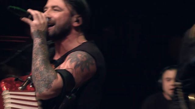 KOZAK SYSTEM - "Kochaj i żyj" (Nut Ferment - odcinek 15) смотреть онлайн