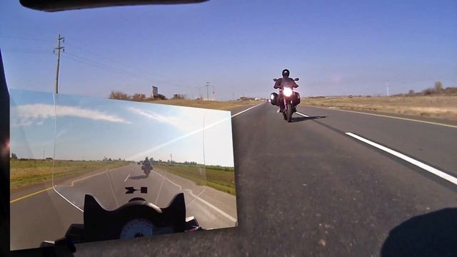 Kawasaki Versys KLE650 - Honda Africa Twin XRV750