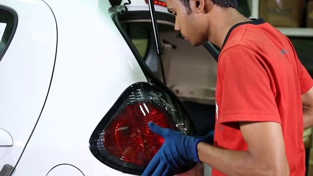 Micro Cars Polgahawela Factory Eng Sub смотреть онлайн