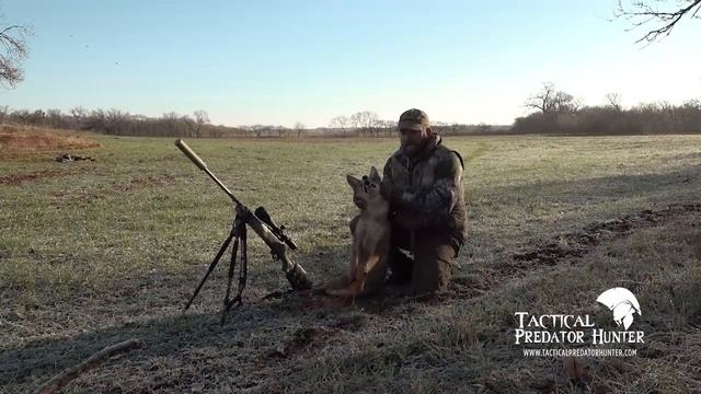 Oklahoma Coyote Killing pt1 of 4- Coyote Hunting and Predator Calling at its best tips and how to! смотреть онлайн