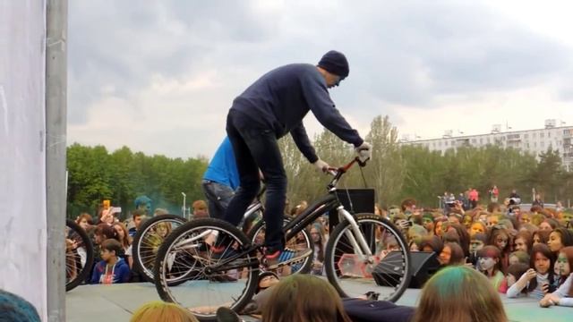 Фестиваль красок, Набережные Челны, 2015 смотреть онлайн