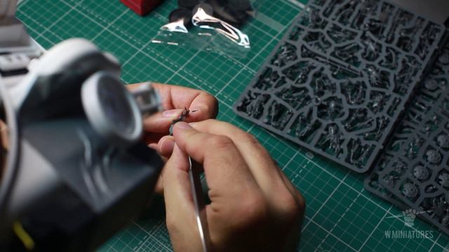 Сборка первой миниатюрки Soulblight Gravelords, Deathrattle Skeletons, Warhammer Age of Sigmar. смотреть онлайн