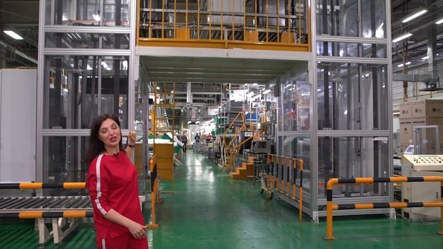 Дизайнер Алиса Толкачёва на заводе LG смотреть онлайн