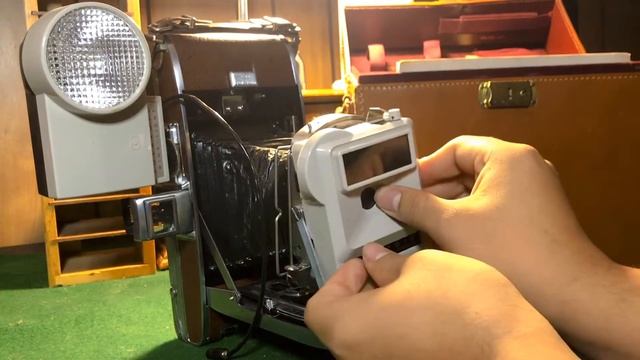 Vintage POLAROLD Land Camera Review UNBOXING. смотреть онлайн