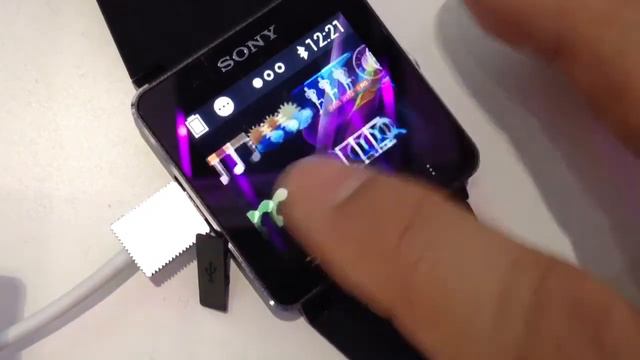 [IFA 2013] SONY presented ' SmartWatch 2', its water-resistant smartwatch with NFC смотреть онлайн