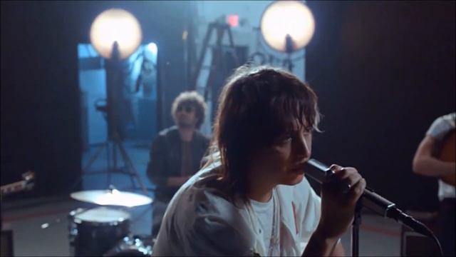 The Strokes Crack 3.0 смотреть онлайн