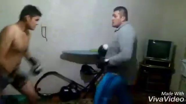 Бокс дома два родных брата смотреть онлайн
