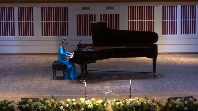 С.С. Прокофьев "Ходит месяц над лугами". смотреть онлайн