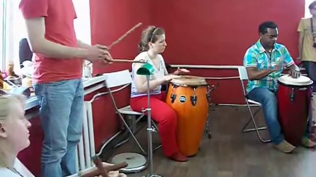 мастер класс по конгам. Питер, Musica Cubana 2013 смотреть онлайн