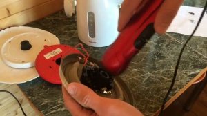 Потек электрочайник. Простое устранение течи в домашних условиях.