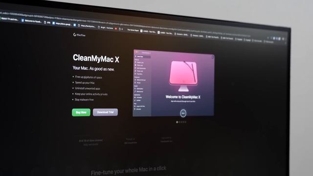 Ultimate Minimal 5K Ultrawide Desk Setup Tour (2019) смотреть онлайн