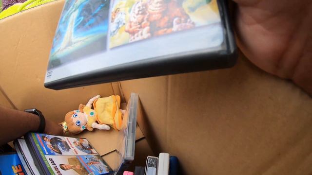 The Best Yard Sale of the Season! Part 2 Vintage 80s Toys смотреть онлайн