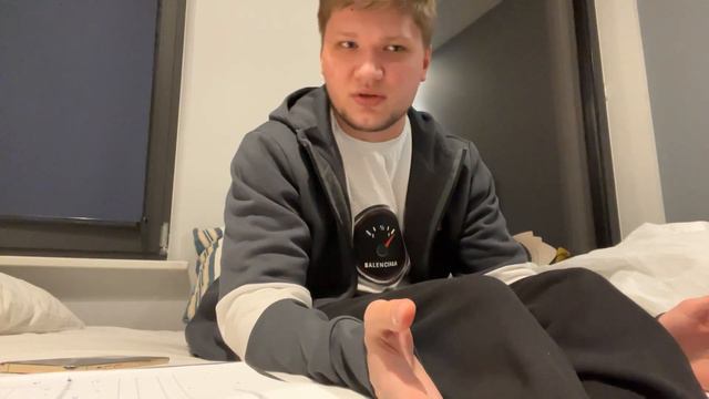 симпл говорил на русском языке, и его могли посадить в тюрьму смотреть онлайн