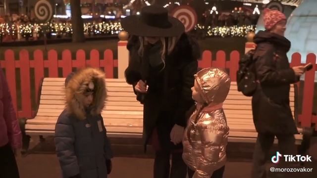 Когда кто-то хочет стать строителем то ты хочешь стать дотером смотреть онлайн