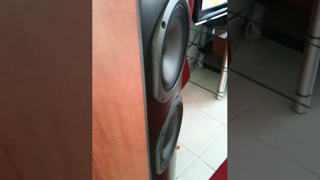 Bassotronics - triangle altea + SVS PB13ULTRA смотреть онлайн