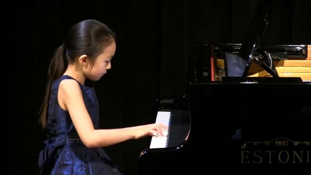 Hailey Sun, Tchaikovsky's Mazurka, Op. 39, No.10 смотреть онлайн