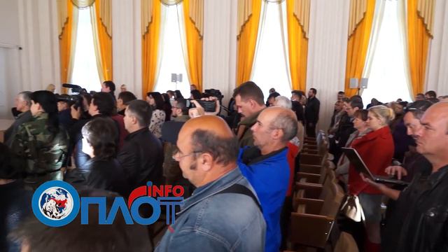 Лидеры предвыборного блока "Донецкая республика" А.Пургин и Д.Пушилин смотреть онлайн