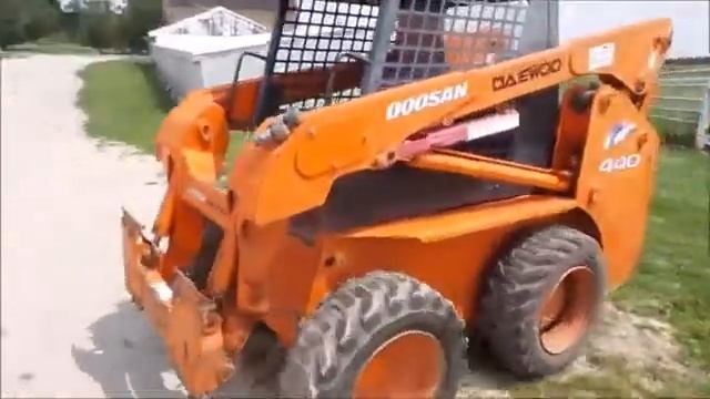 Doosan Daewoo 440 Plus skid steer for sale | no-reserve Internet auction September 6, 2017 смотреть онлайн