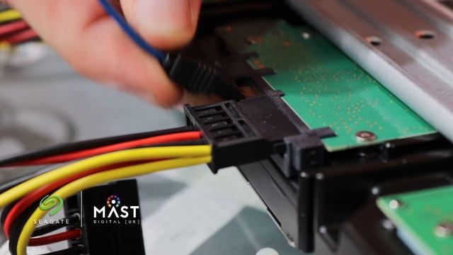 The Full SkyHawk HDD Installation & Pre-Config Service @MastDigitalUK смотреть онлайн
